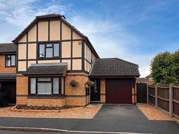 3 Bedroom Detached House To Rent In Tennyson Way, Stamford, PE9