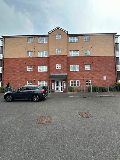 2 Bedroom Flat To Rent In Sir Robert Mews, Slough, SL3