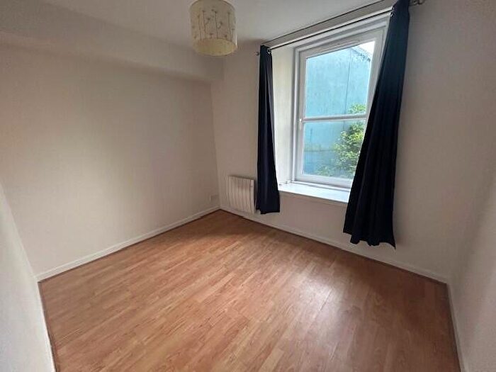 1 Bedroom Flat To Rent In G/L City Road, Dundee, DD2
