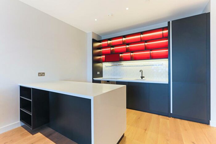 1 Bedroom Apartment To Rent In Kent Building, London City Island, London, E14