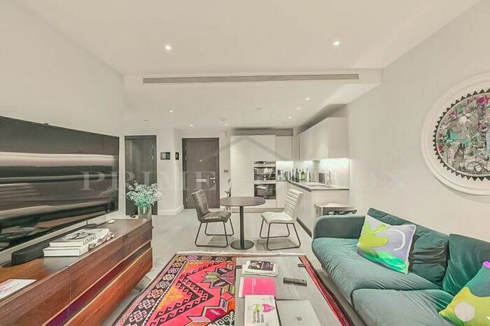 1 Bedroom Apartment To Rent In Sophora House, Queenstown Road, London, SW11