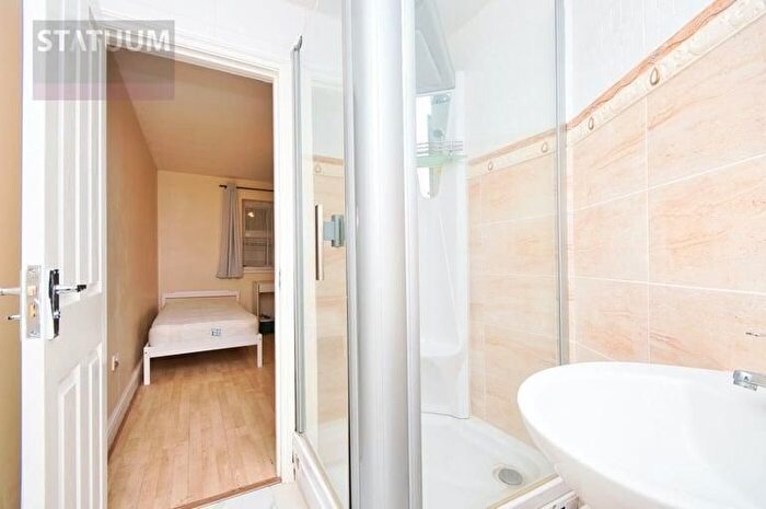 1 Bedroom Studio To Rent In Near Upney Station, Barking, London, IG11