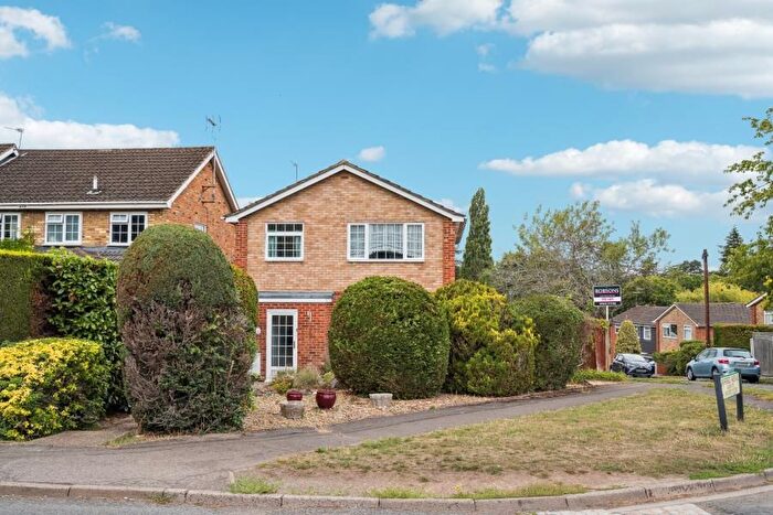 4 Bedroom Detached House To Rent In Stag Lane, Chorleywood, WD3
