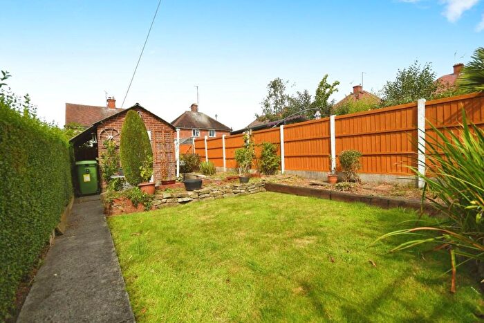 2 Bedroom Semi-Detached House For Sale In Brookbank Avenue, Brockwell, Chesterfield, S40