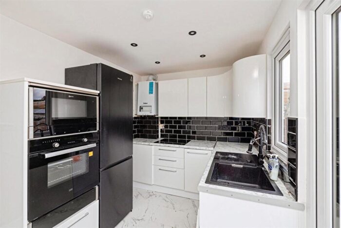 3 Bedroom Terraced House To Rent In Ashridge Way, Morden, SM4