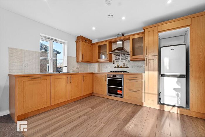 2 Bedroom Apartment To Rent In Ffordd James Mcghan, Cardiff Bay, CF11