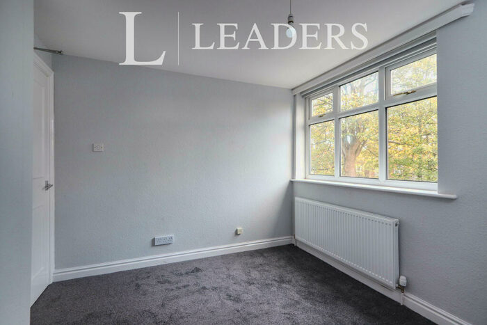 1 Bedroom Apartment To Rent In Montgomery Road, Sheffield, S7