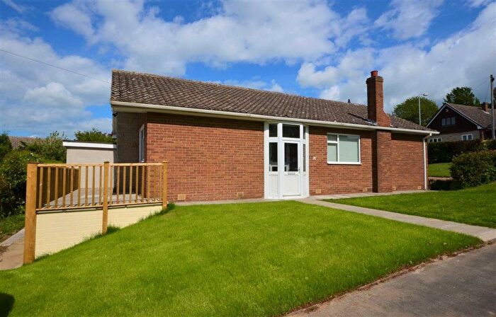 3 Bedroom Bungalow To Rent In The Croft, Badsworth, WF9