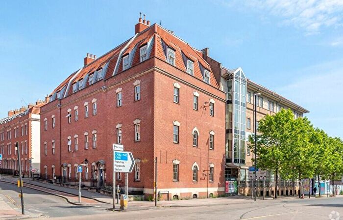 1 Bedroom Flat To Rent In Newfoundland Circus, Bristol, BS2