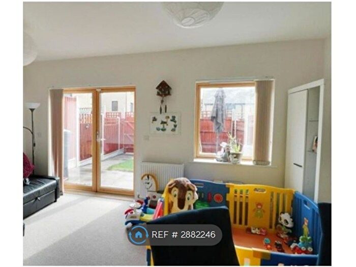 2 Bedroom Terraced House To Rent In Bridgwater Road, Romford, RM3