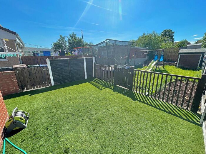 3 Bedroom Semi-Detached House To Rent In Probert Avenue, Goldthorpe, Rotherham, S63