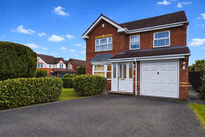 4 Bedroom House To Rent In Sedgemoor Way, Littleover, Derby, DE23