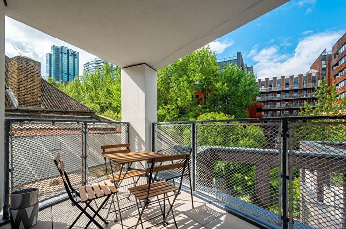 3 Bedroom Flat To Rent In The Cube, - Wenlock Road, London, N1