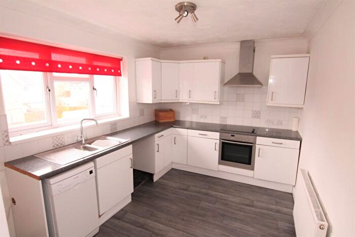 2 Bedroom Flat To Rent In Cottingham Road, HU6