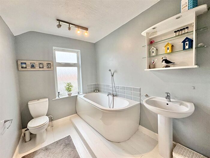 2 Bedroom Terraced House For Sale In Enderby Road, Whetstone, Leicester, LE8