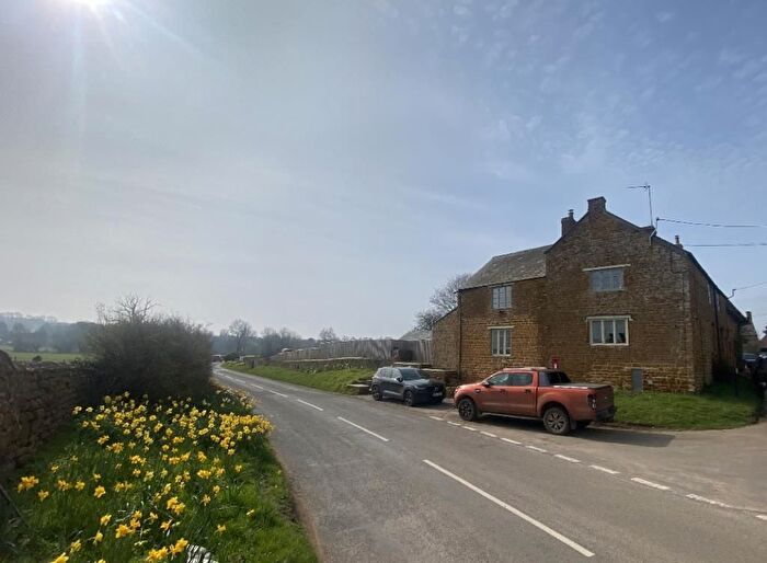 3 Bedroom Cottage For Sale In Barford St. John, Banbury, Oxfordshire, OX15