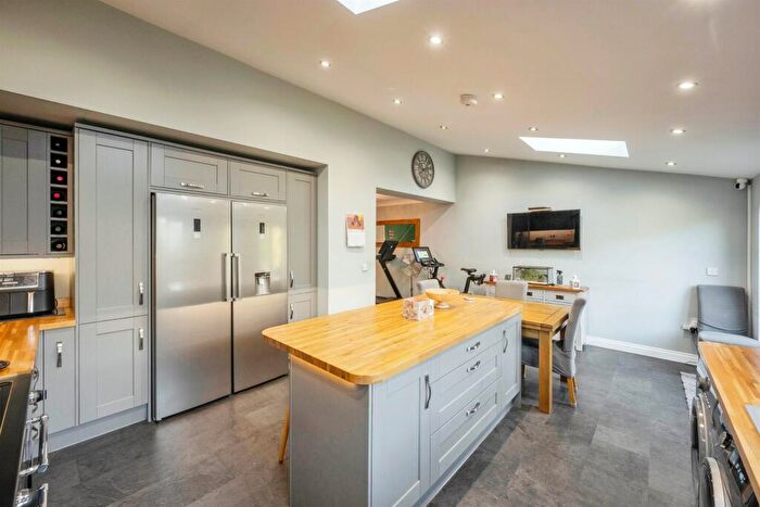 3 Bedroom Detached House For Sale In Willowmead Close, Scunthorpe, DN15
