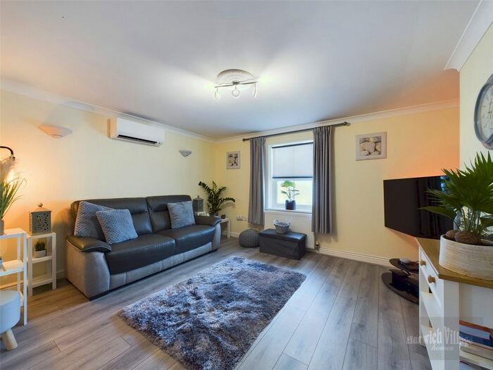 1 Bedroom Flat For Sale In Empire Road, Dovercourt, Harwich, CO12