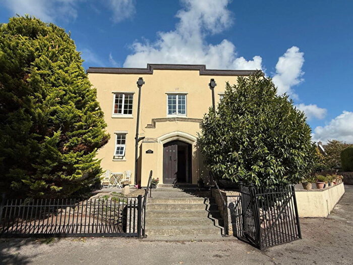 2 Bedroom Flat For Sale In Moorland Street, Axbridge, BS26