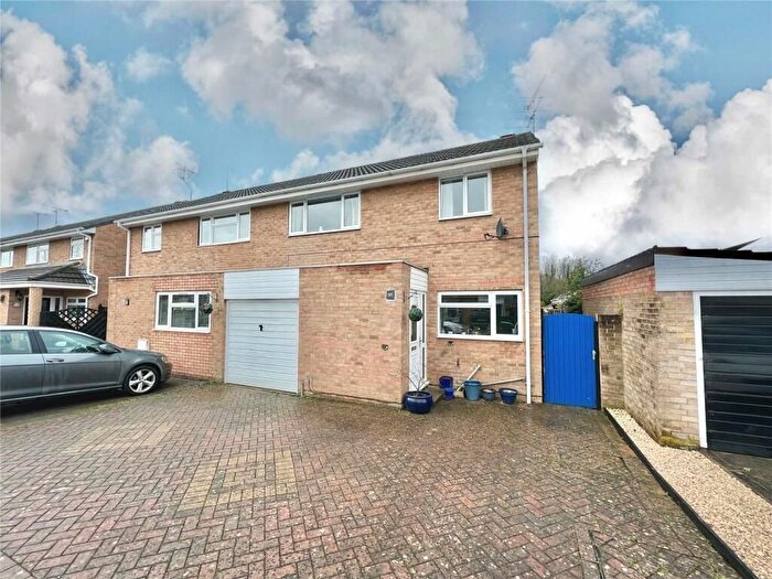 3 Bedroom Semi Detached House To Rent In Overbrook, Swindon, SN3