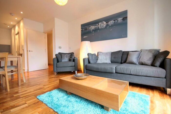 1 Bedroom Apartment To Rent In Whitworth Street West, Southern Gateway, M1