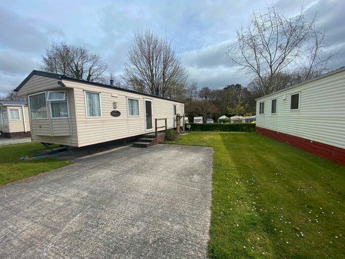 2 Bedroom Property For Sale In Lemonford Caravan Park, Bickington, Newton Abbot, TQ12