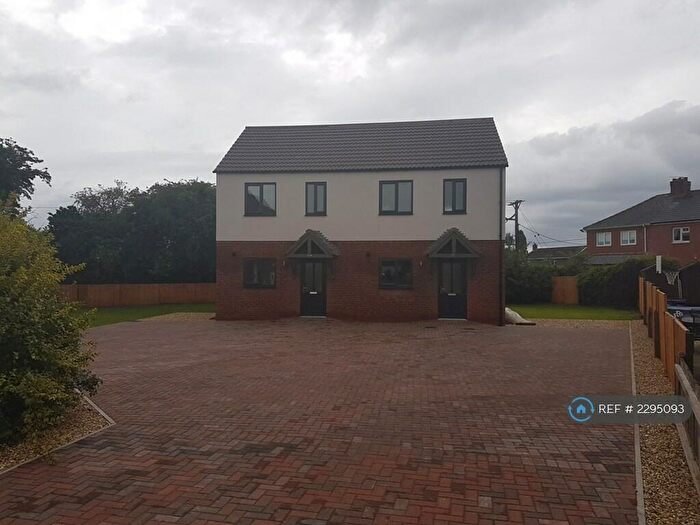 3 Bedroom Semi-Detached House To Rent In St. Hybalds Grove, Scawby, Brigg, DN20