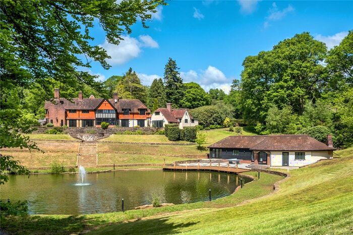 6 Bedroom Detached House For Sale In Durford Wood, Petersfield, Hampshire, GU31