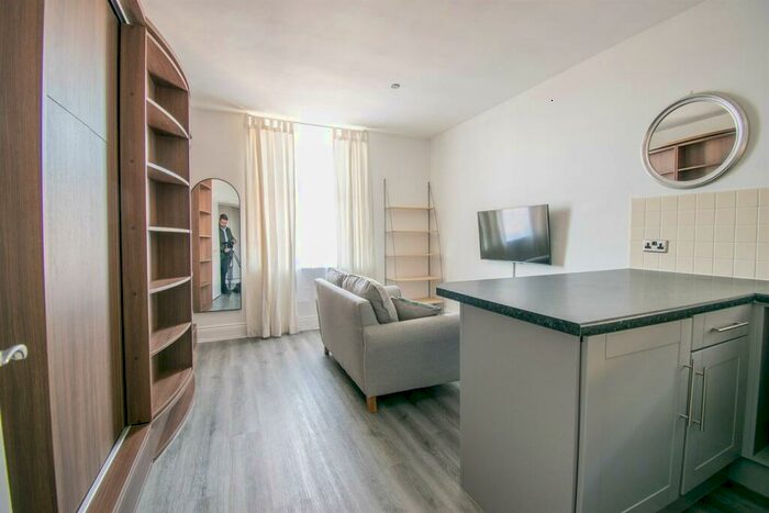 Studio To Rent In Jesmond, Newcastle Upon Tyne, NE2