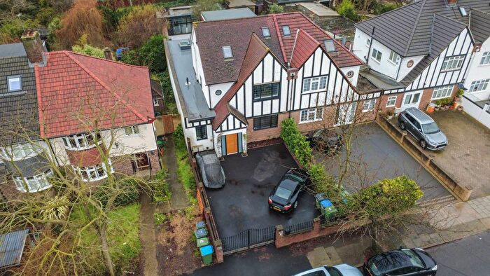 4 Bedroom Semi-Detached House For Sale In Woolacombe Road, Blackheath, London, SE3