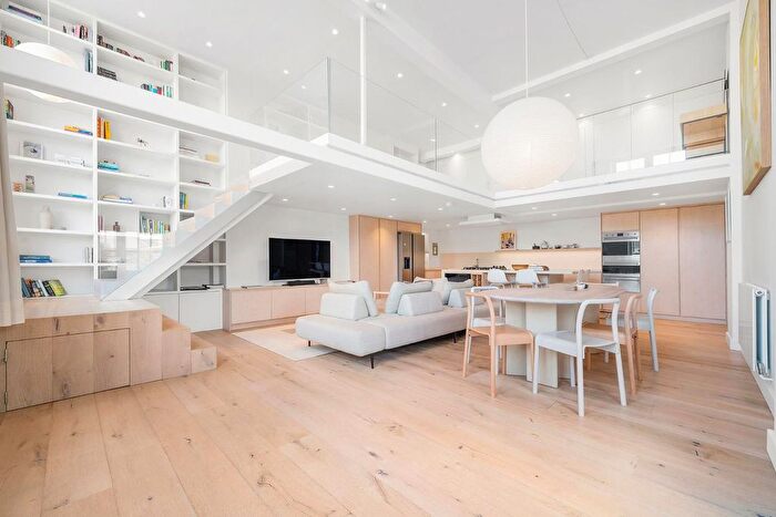 3 Bedroom Maisonette For Sale In Park Lofts, Lyham Road, SW2