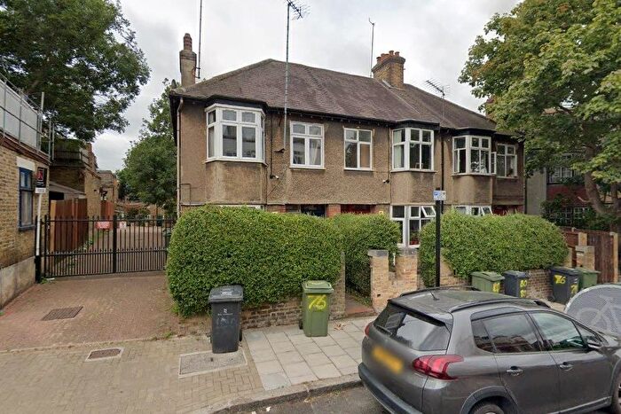 1 Bedroom Flat To Rent In Doverfield Road, London, SW2