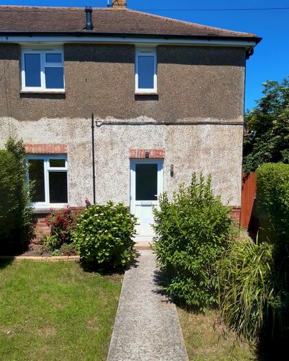 2 Bedroom Semi-Detached House To Rent In Knoll Crescent, Eastbourne, BN22