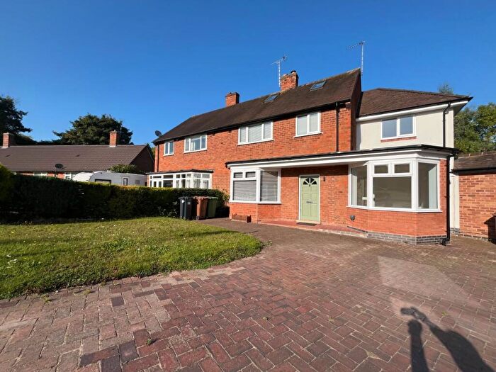 4 Bedroom Semi Detached House For Sale In Peel Close, Hampton-in-Arden, Solihull, West Midlands, B92