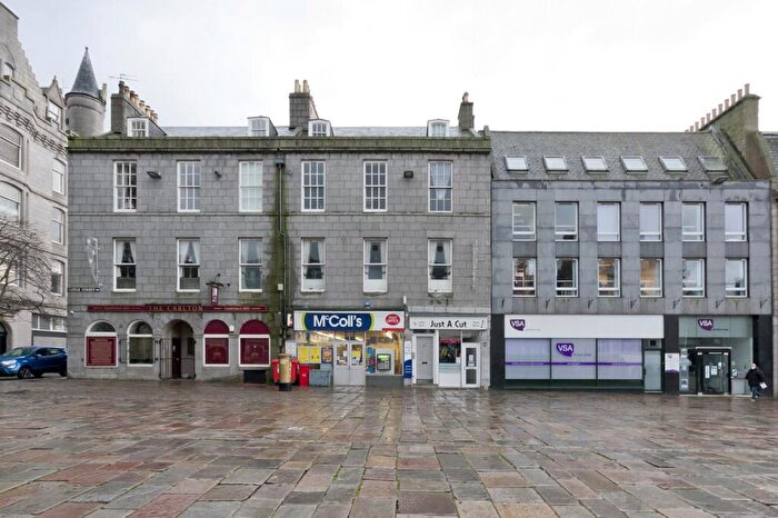 1 Bedroom Flat To Rent In Castle Street, Aberdeen, AB11