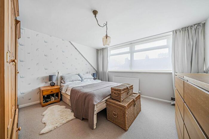 3 Bedroom Terraced House For Sale In Water Lane, Ospringe, ME13