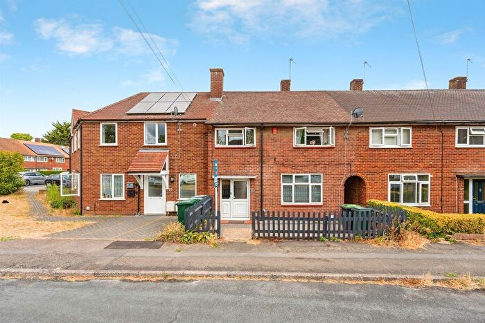 3 Bedroom Terraced House For Sale In Gleneagles Close, Watford, WD19
