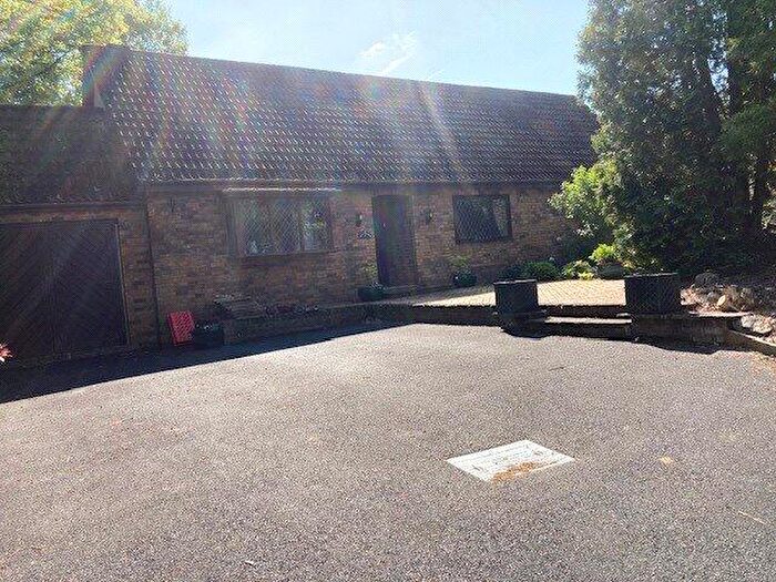 4 Bedroom Bungalow For Sale In Grenig Road, Glanamman, Ammanford, Carmarthenshire, SA18