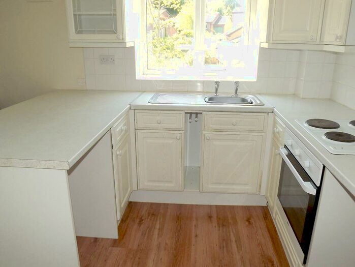 1 Bedroom Flat To Rent In Crofters Lea, Winnington, CW8