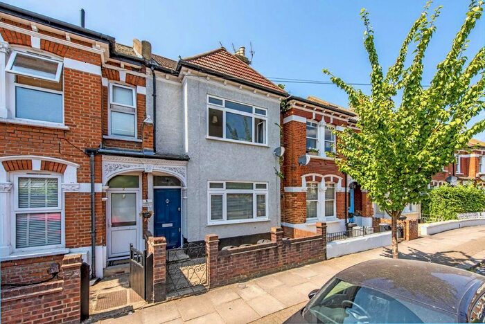 3 Bedroom Terraced House To Rent In Cargill Road, Earlsfield, SW18