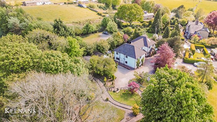 5 Bedroom Detached House For Sale In Manchester Road, Barnoldswick, BB18