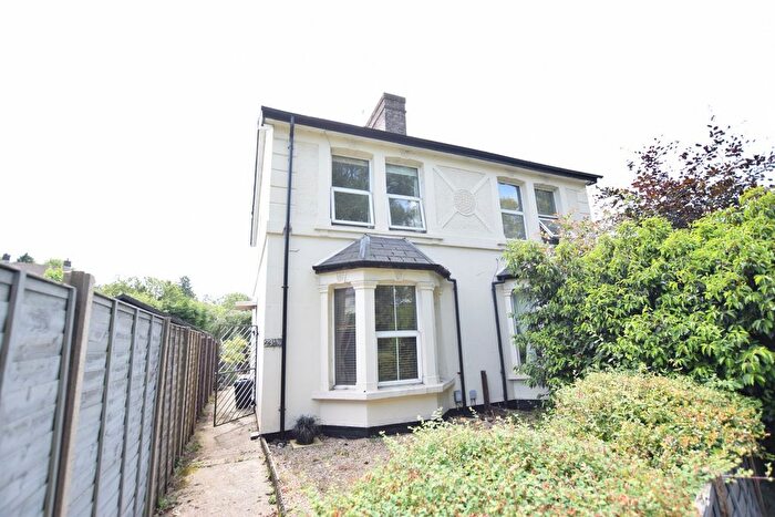 1 Bedroom Flat For Sale In Nashleigh Hill, Chesham, HP5