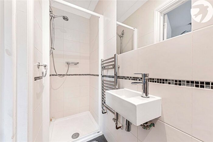 3 Bedroom Bungalow For Sale In The Laurels, Longfield, Kent, DA3