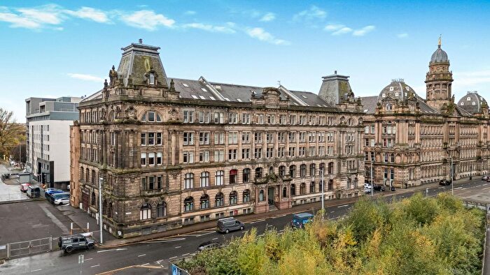 3 Bedroom Flat For Sale In Morrison Street, Kinning Park, G5