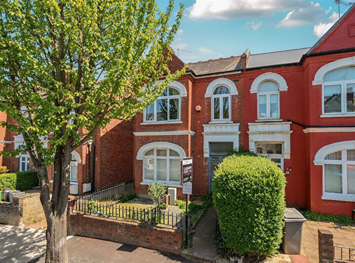 2 Bedroom Apartment For Sale In Cranhurst Road, London, NW2