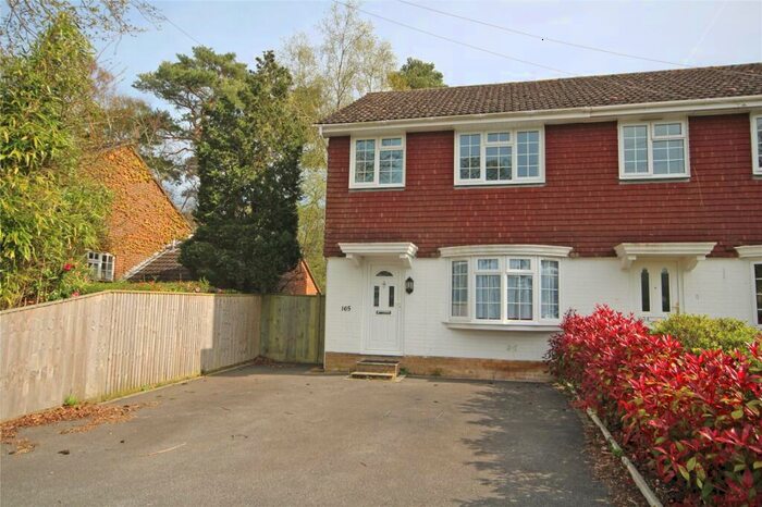 3 Bedroom End Of Terrace House For Sale In Ringwood Road, Walkford, Christchurch, BH23