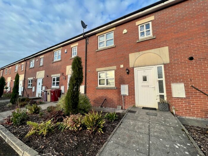 4 Bedroom Detached House To Rent In Richmond Street, Horwich, Bolton, BL6