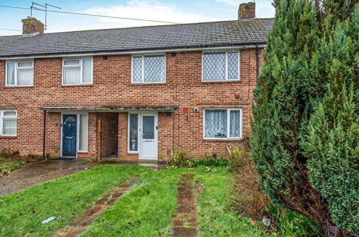 3 Bedroom Terraced House For Sale In Middle Park Way, Havant, Hampshire, PO9