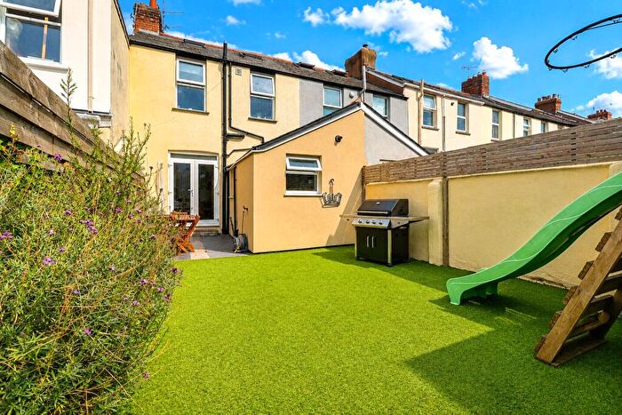 3 Bedroom Terraced House For Sale In Victoria Street, Barnstaple, Devon, EX32