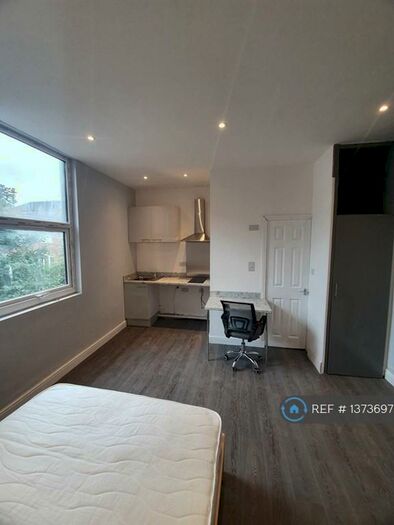 Studio To Rent In Walker Street, Nottingham, NG2